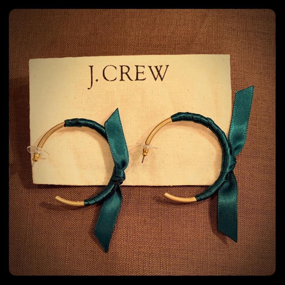 J Crew green ribbon bow earrings